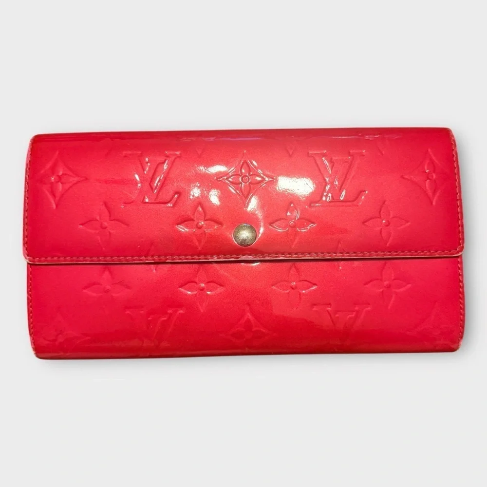 Louis Vuitton Vernis Long Wallet – Red (Good Vintage Condition)